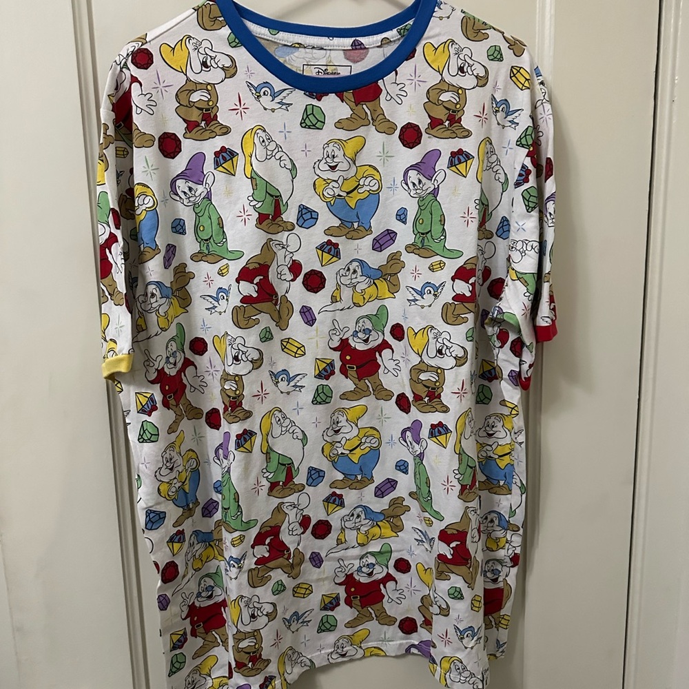 Loungefly White Multicolor Disney Seven Dwarfs Short Sleeve Tee